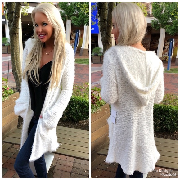 🛍 LAST 1! Fuzzy Popcorn Pocket Cardigan w/Hoodie! - Picture 3 of 6